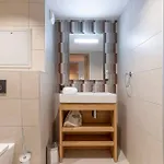 La Cour Aux Ecureuils 佩塞楠克鲁瓦